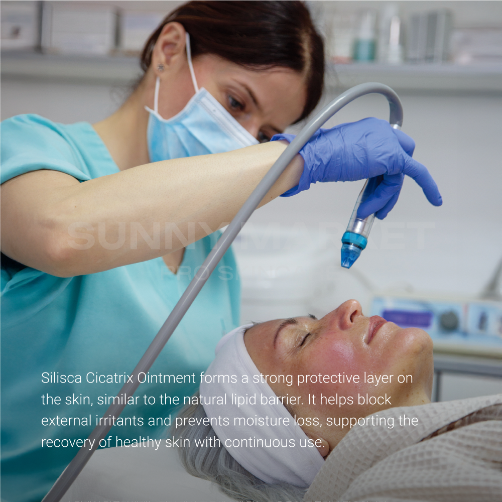 Silisca Cicatries Intensive Ointment strengthening the skin’s natural lipid barrier, preventing moisture loss and helping skin recover from damage
